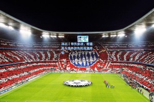 孙兴慜带伤奋战，胆囊炎与意外摔伤的双重考验